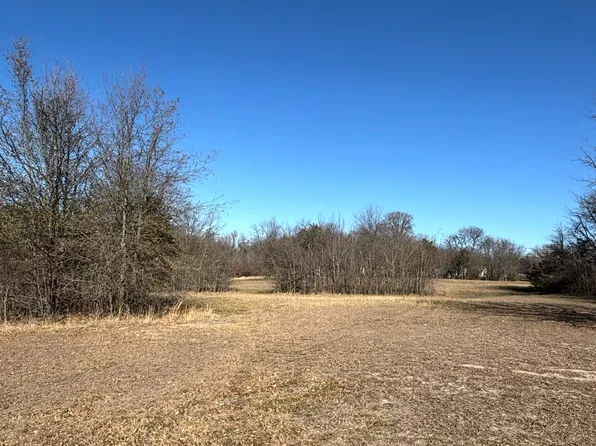 211 Vz County Road 3732, Wills Point, TX 75169