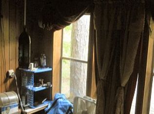 564 Valley Rd, Waynesboro, TN 38485