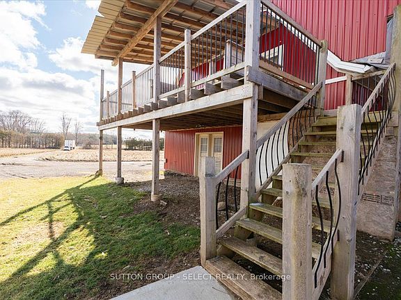 3rd image of 451 Colonel Talbot Rd