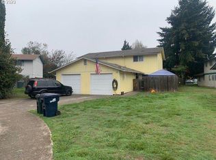 920 Cloverleaf Loop, Springfield, OR 97477