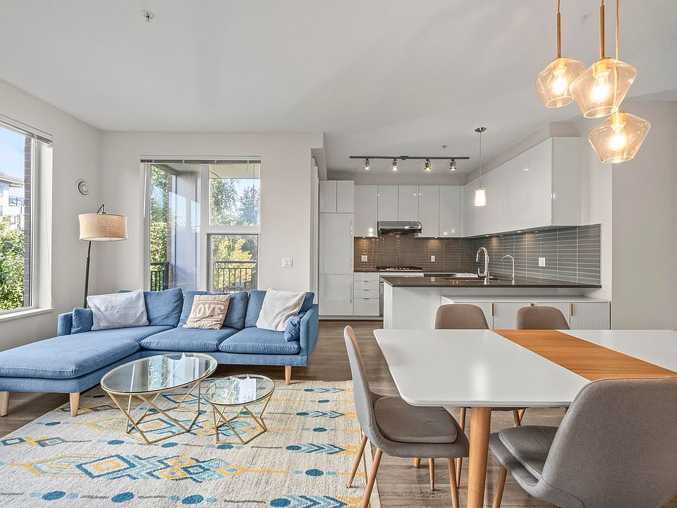 1st image of 9311 Alexandra Rd #215