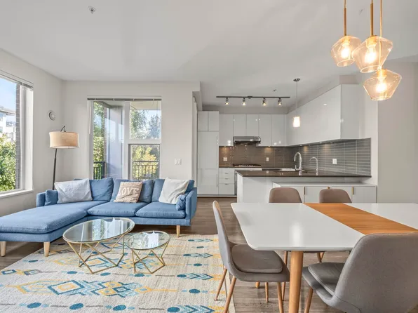 9311 Alexandra Rd #215, Richmond, BC V6X 0L8