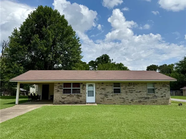 303 E Valley St, Ola, AR 72853
