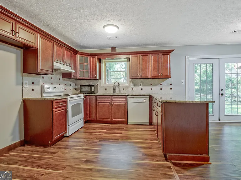 11 Logwood Ln — Photo 8