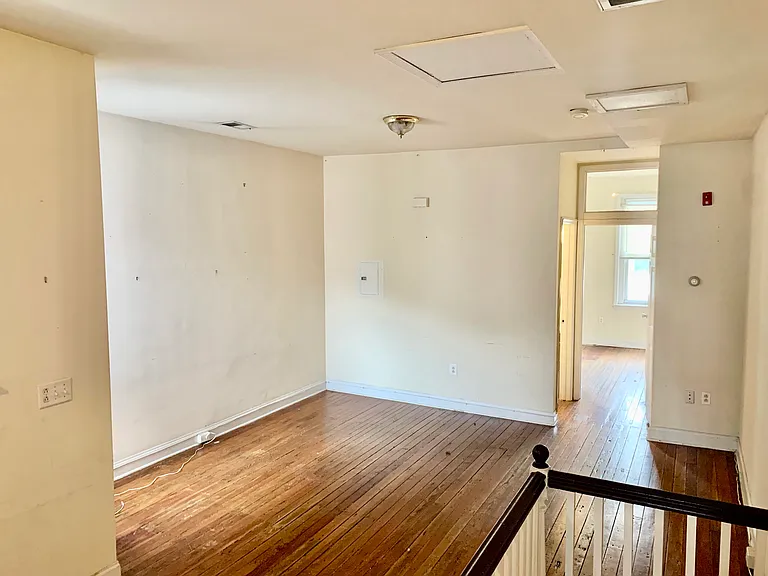 4217 Ridge Ave #3 — Photo 6