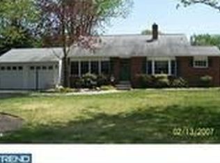 5 Riverdale Rd, Yardley, PA 19067
