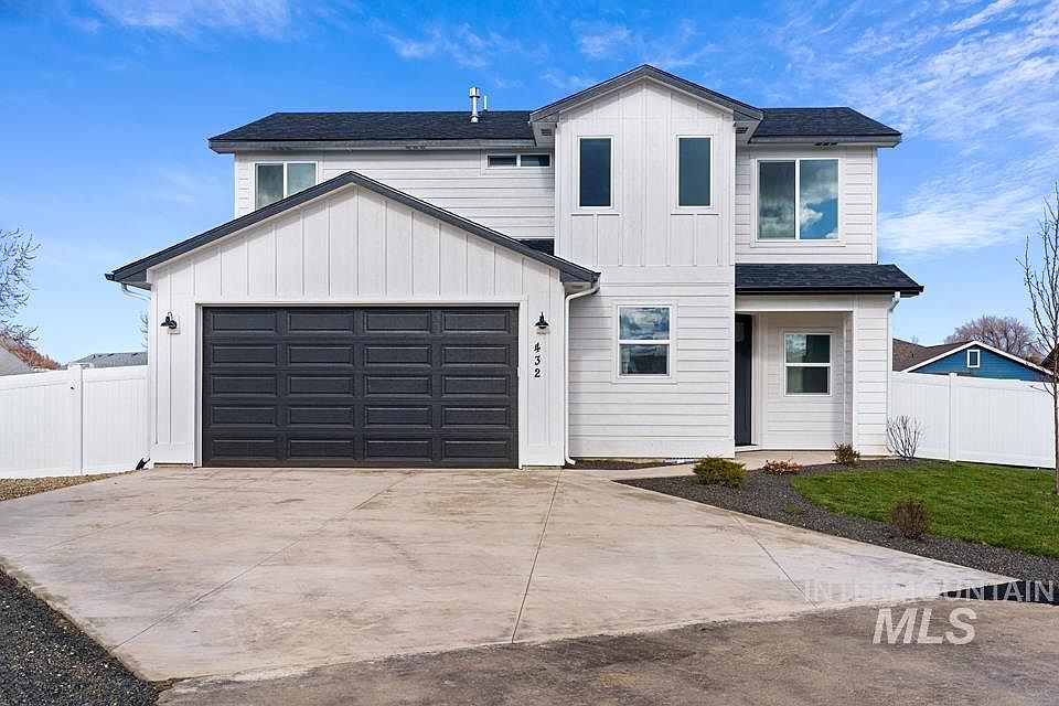 1st image of 432 Sunny Ln