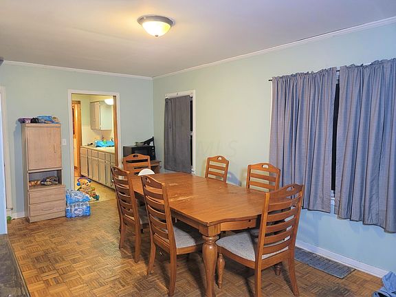 5th image of 375 Mosgrove St