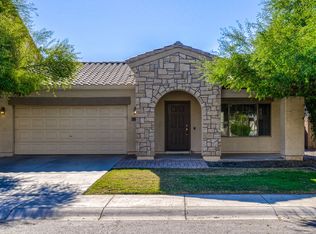 979 E Blue Spruce Ln, Gilbert, AZ 85298