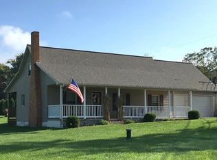 3661 Princeton Rd, New Castle, PA 16101