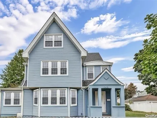 203 Washington Street, Hempstead, NY 11550