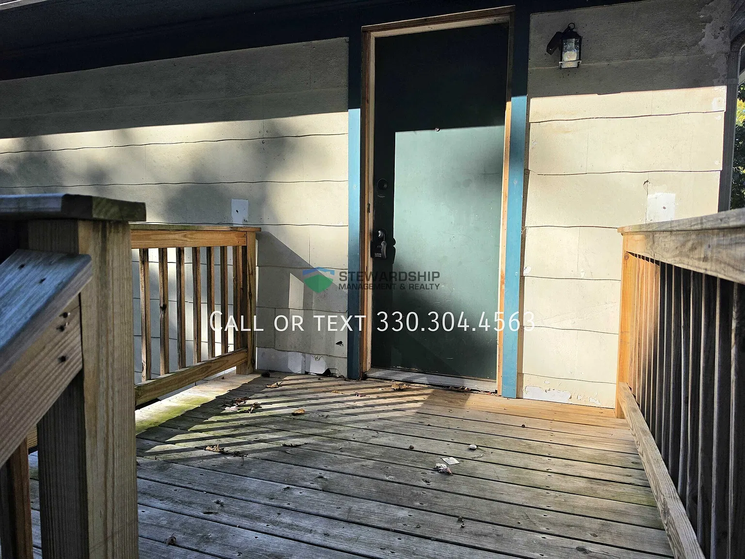 Three-Bedroom, One-Bathroom Duplex In Akron Available Now! — Photo 3