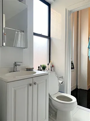 Rented by Dynamik Realty | media 19