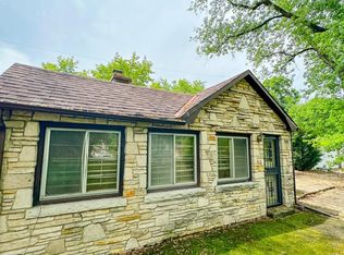 5077 N 57th St, Milwaukee, WI 53218