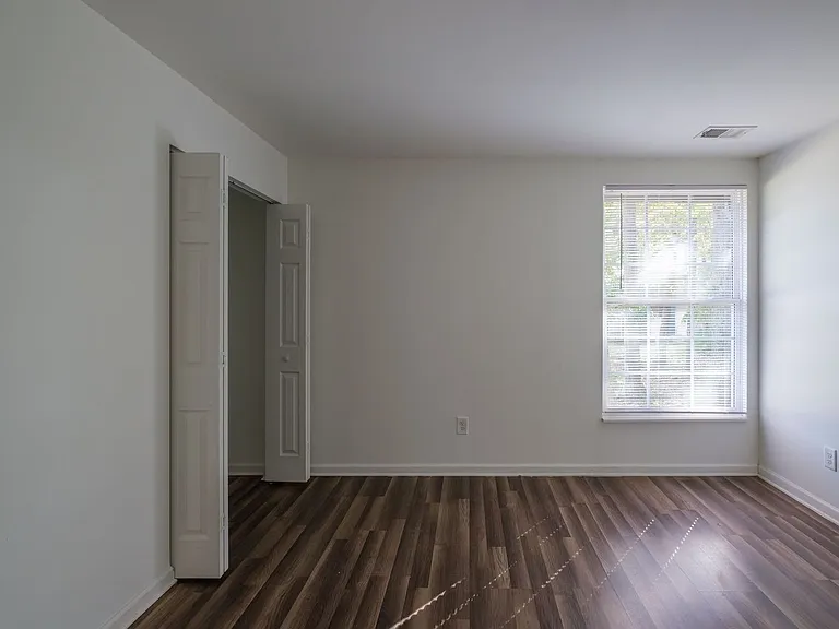 Golden Gate Townhomes — Photo 83