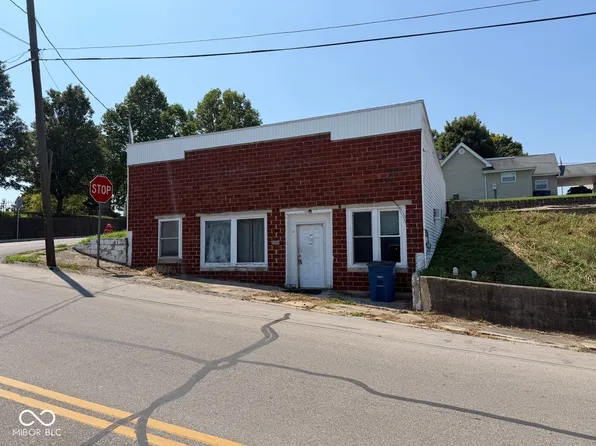 1731 K St, Bedford, IN 47421