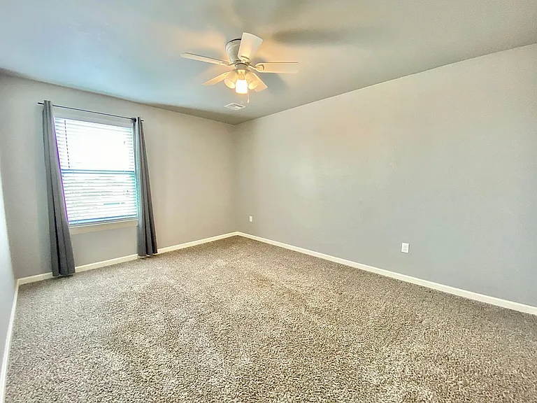 12829 High Plains Ave — Photo 18