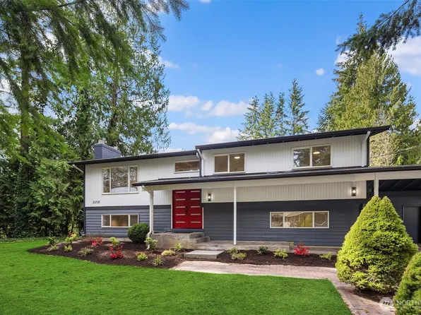 23720 34th Avenue W, Brier, WA 98036