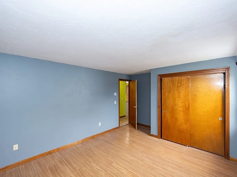 15 Houghton St #9 — Photo 13