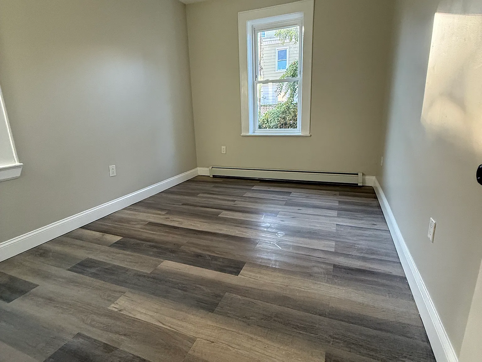 1 bed, $1,849 — Photo 3