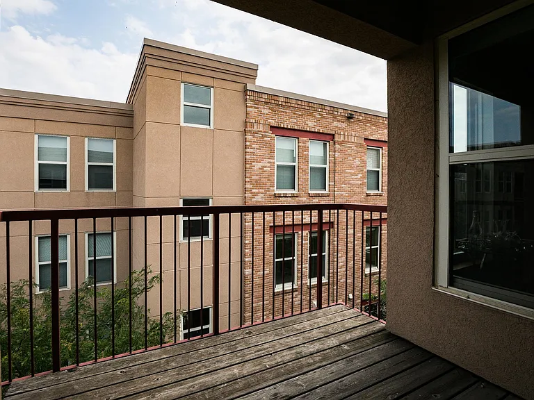 680 N 2nd St #406 — Photo 15