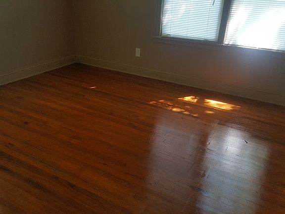 5th image of 3754 Rockwood Ave