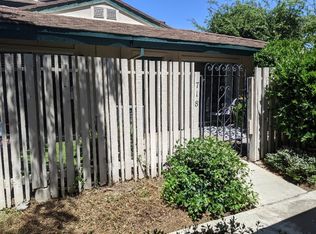 718 Roundtree Ct, Sacramento, CA