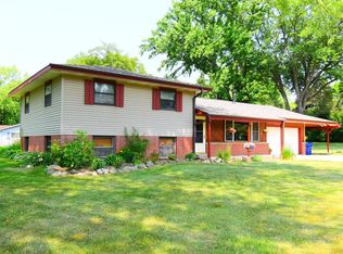 1966 Mayfair Rd, Grafton, WI 53024