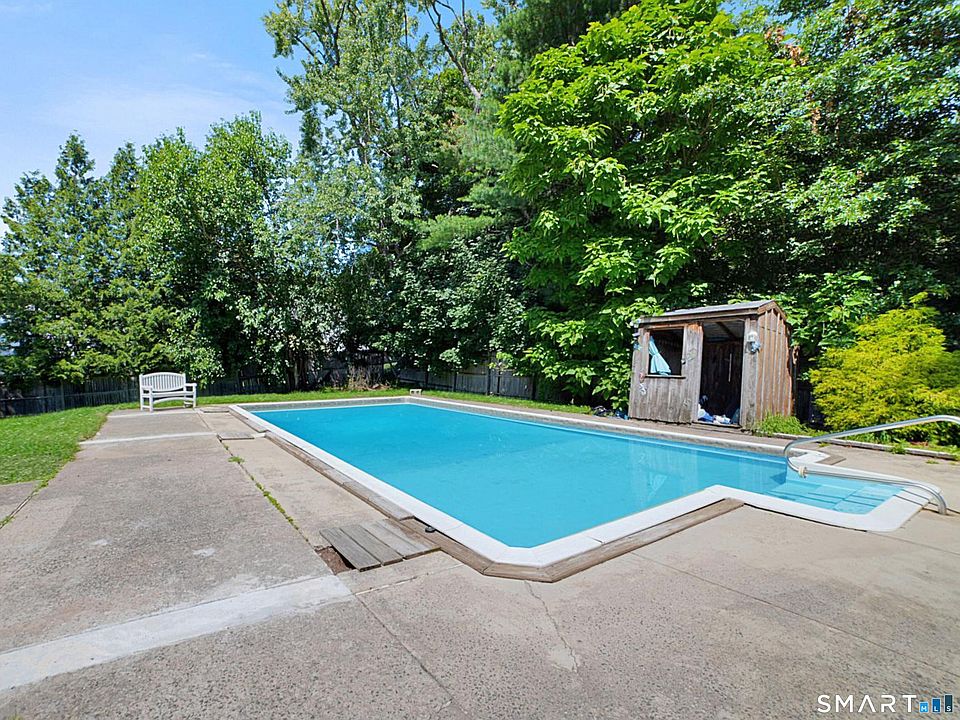 1st image of 824 Randolph Road