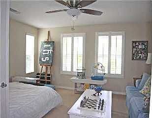 2nd image of 755 Leeward Ave