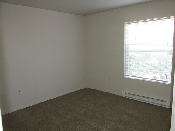 3rd image of 930 SW 163rd Ave APT 327