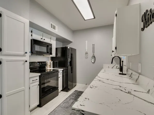7255 W Sunset Rd APT 1103, Las Vegas, NV 89113