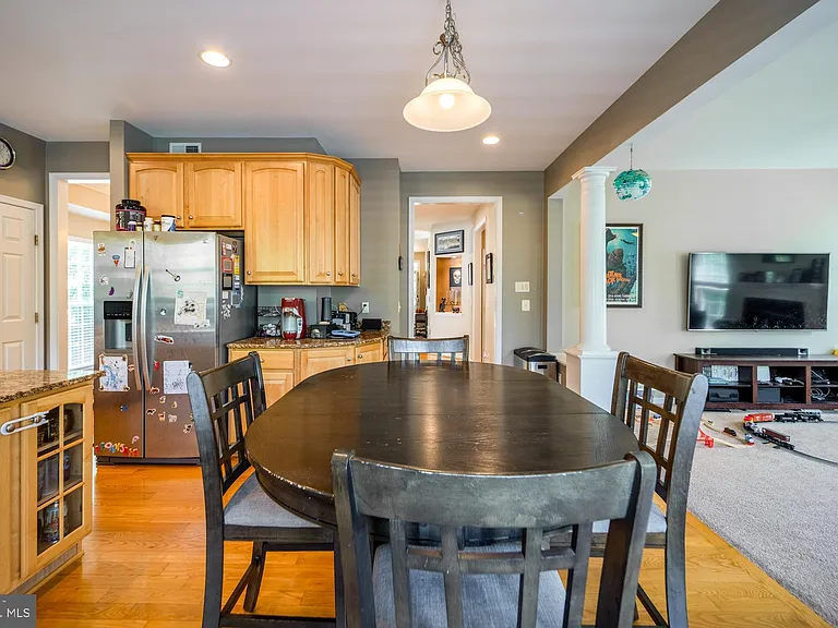 18081 Camdenhurst Dr — Photo 28