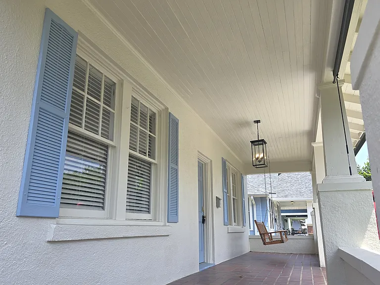 1429 Stovall St — Photo 5