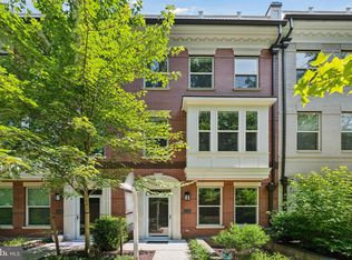 10338 Grosvenor Pl, North Bethesda, MD
