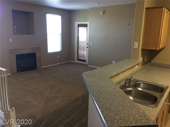 4th image of 5855 Valley Dr Unit 2007