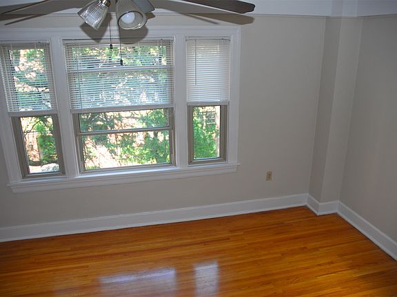 5th image of 1130 Parker St APT 310