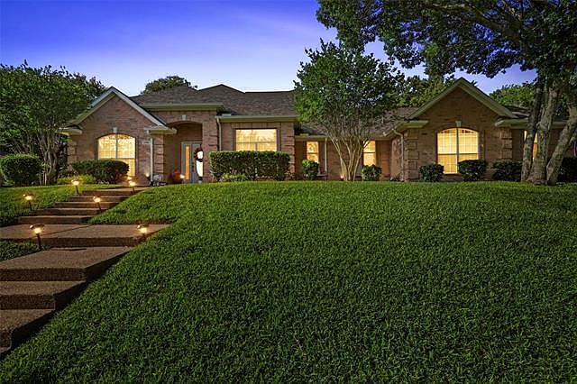 1st image of 1908 Wood Dale Cir