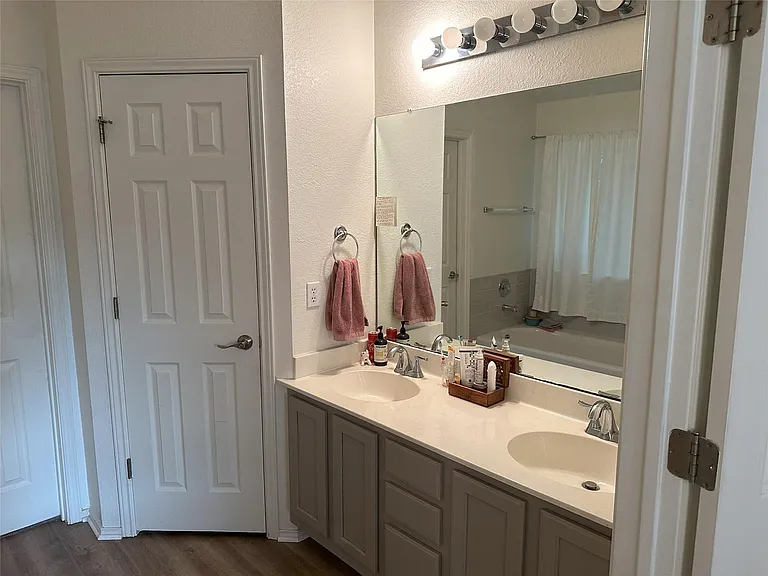 12733 Council Bluff Dr — Photo 15
