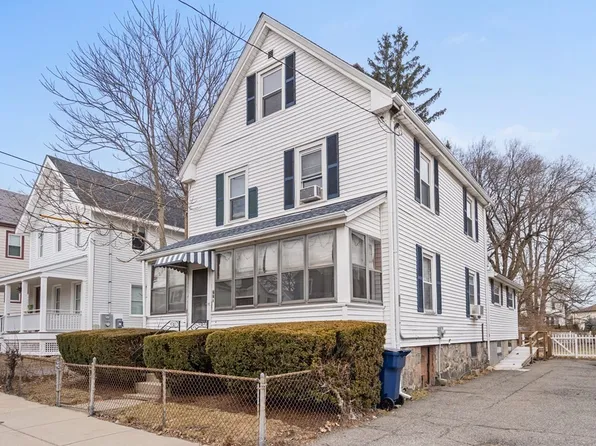 72 Walworth St, Roslindale, MA 02131