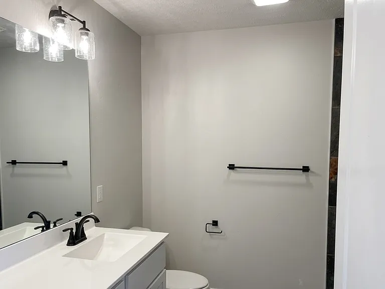 1605 Peppermill Ln — Photo 12