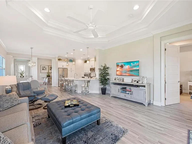 5626 Elbow Ave — Photo 10