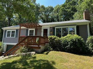 8 Lentell St, Sandwich, MA 02563