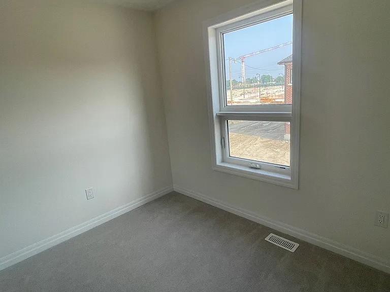160 William Booth Ave — Photo 14