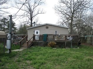 247 S Oak Lee Dr, Onalaska, TX 77360