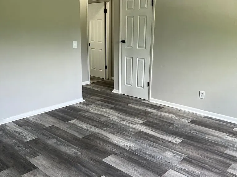 1844 Hickorydale Dr — Photo 3
