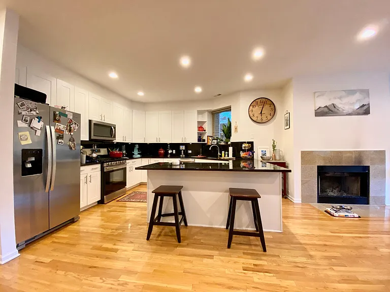 2429 N Albany Ave #2 — Photo 3