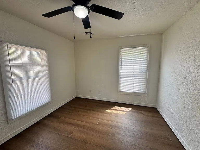 1417 W Idaho Ave — Photo 5