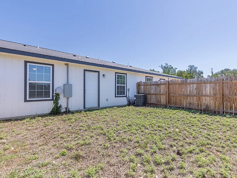 1010 County Road 4516 #1008 — Photo 28