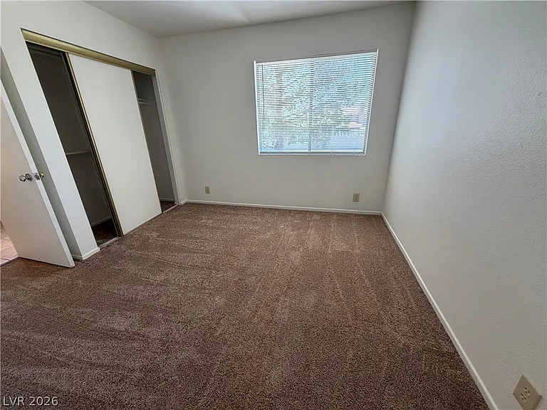 9509 Swan Bay Dr — Photo 37
